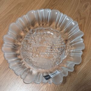 NWT Mikasa Winter Dream Glass Bowl 10 3/4"